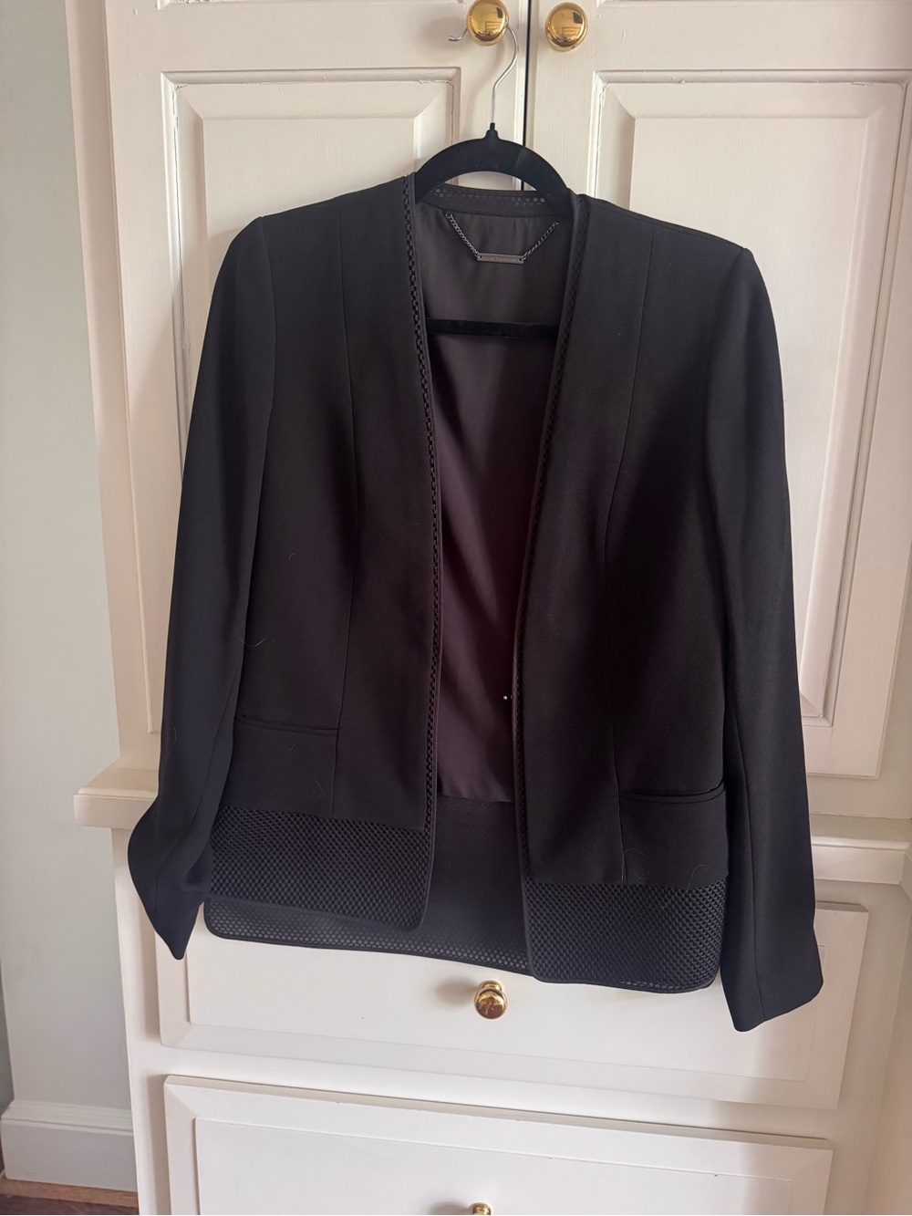 Elie Tahari Black Open-Front Textured Hem Blazer